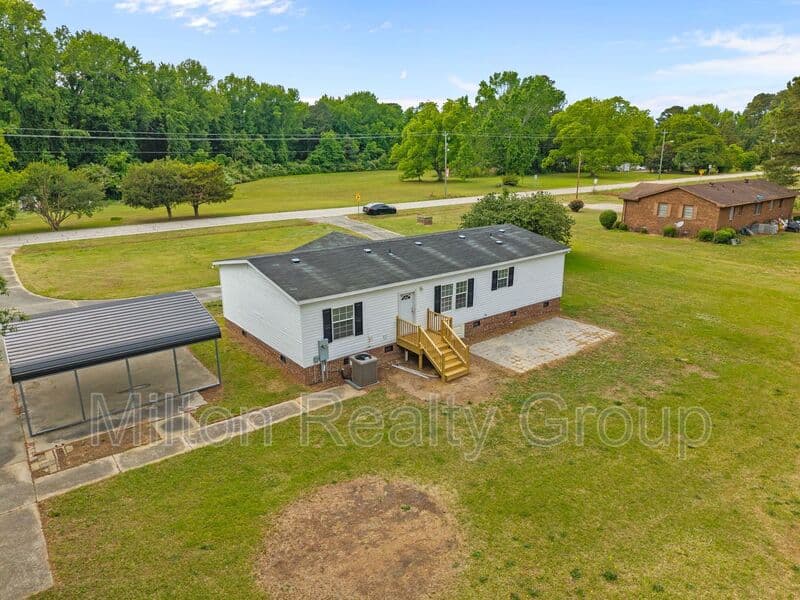 Godwin House: 8540 Godwin Falcon Rd.