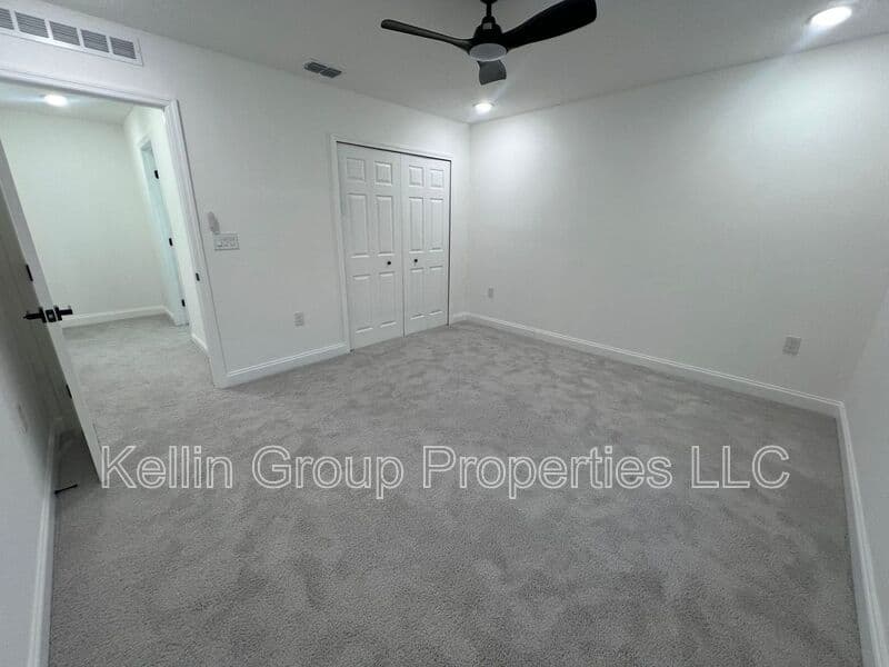 Winter Haven House: 2281 Whitley Ln