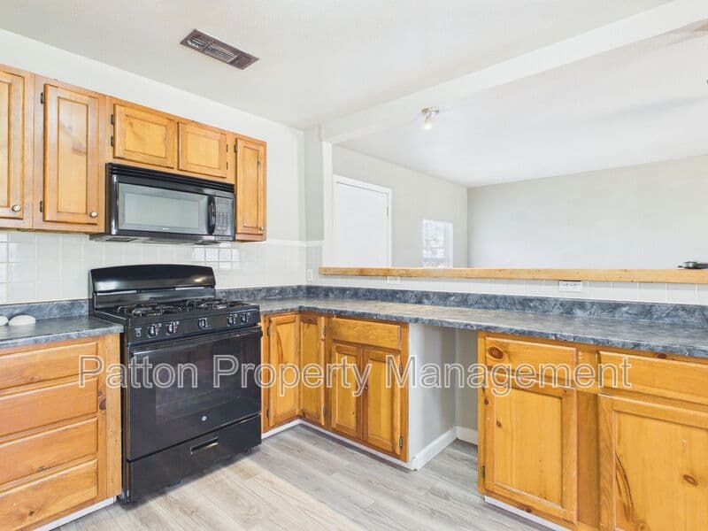 Amarillo House: 1511 North Polk Street