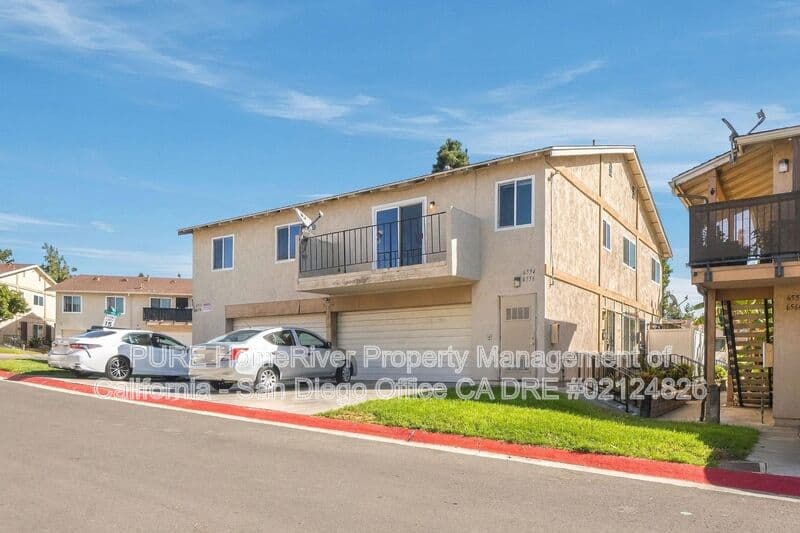 San Diego House: 6554 Pinecone Ln