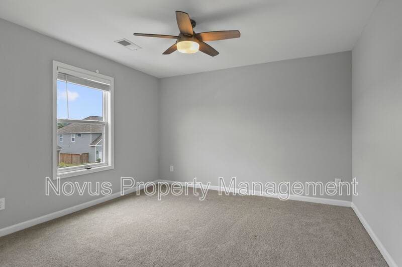 Carrollton House: 122 Cedar Park Way