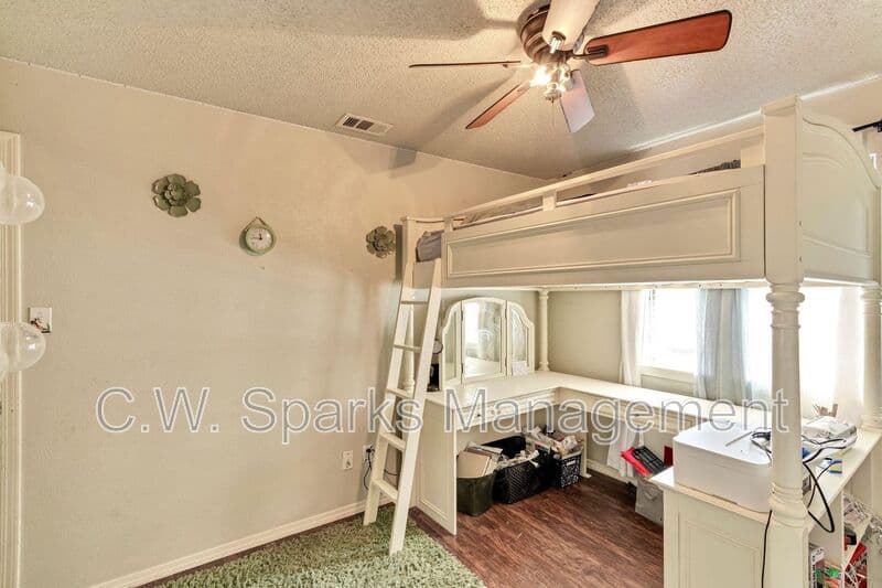 Rowlett House: 4018 Smartt Street