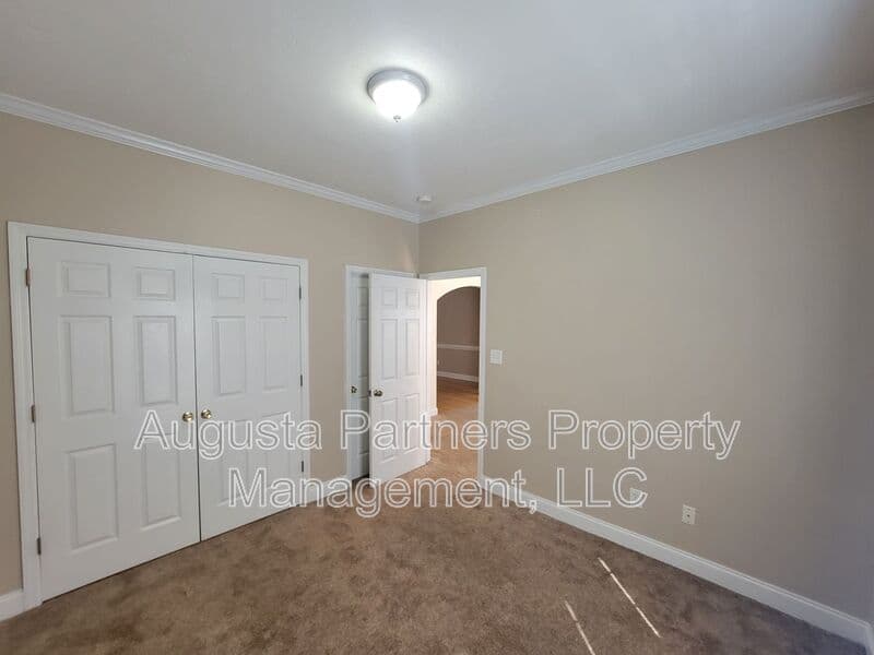 Martinez House: 211 Brook Court