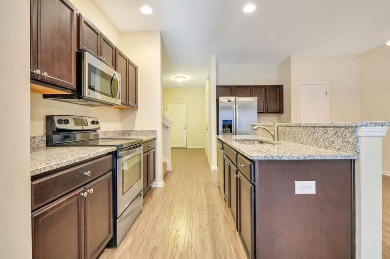 Richmond Hill House: 285 Cantle Dr