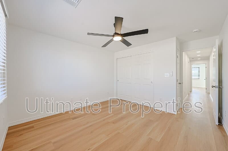 Phoenix House: 1619 W Pershing Ave