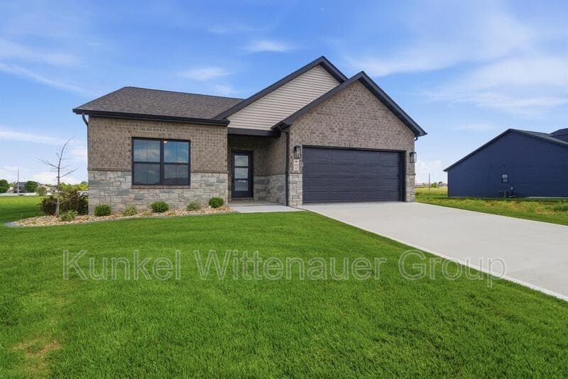 O'Fallon House: 829 Bushwood Way