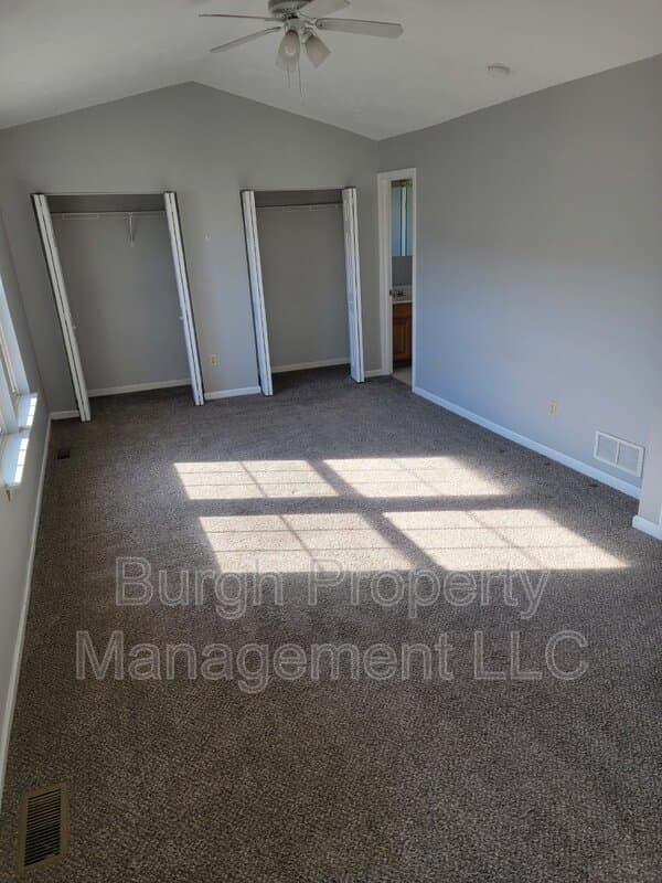 Pittsburgh Townhome: 801 Wingate Dr