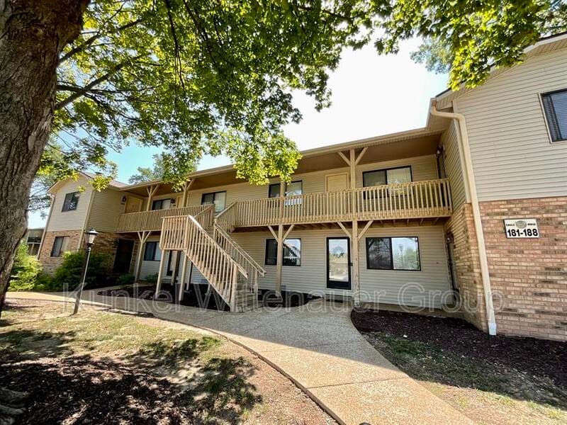 O'Fallon Condo: 186 Eagle Ridge