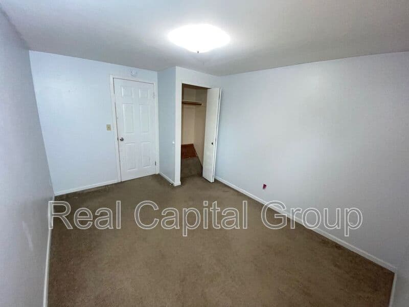 Cheektowaga Condo: 5 Hillwood Dr