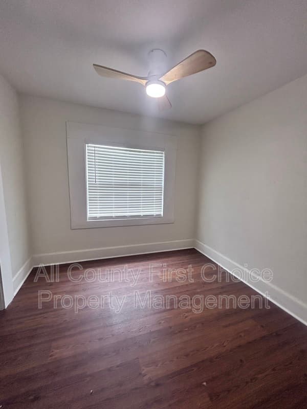 St. Petersburg House: 3928 1st Ave N