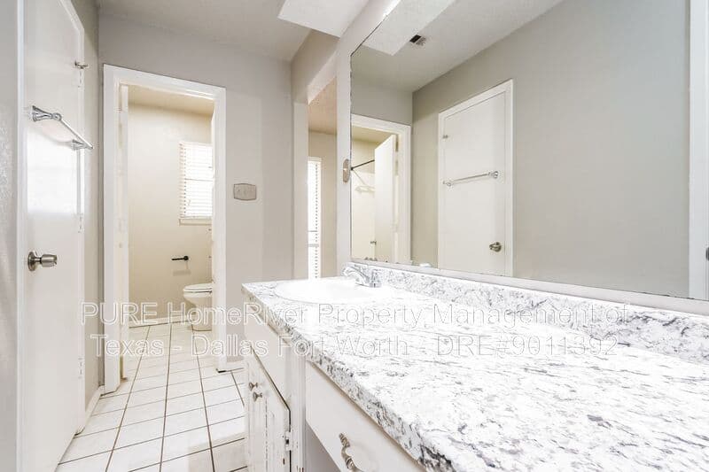 North Richland Hills House: 7232 Timberidge Drive