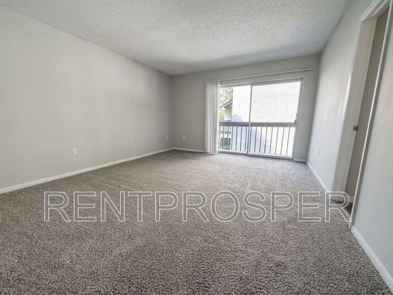 Orlando Townhome: 4419 S. Semoran Blvd