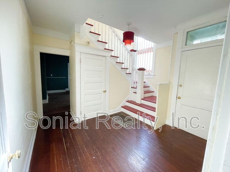 New Orleans Condo: 8013 Panola Street