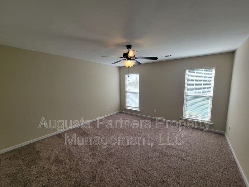 Evans House: 3460 Conifer Trl
