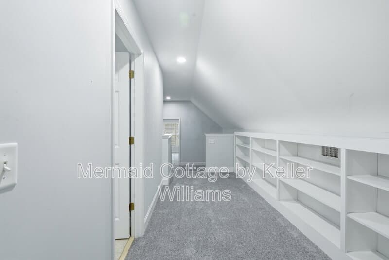 Beaufort House: 24 Pickens Street