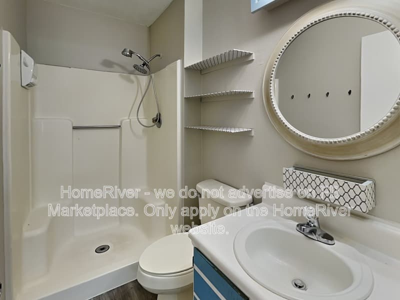 Deltona House: 3484 Commerce Ave