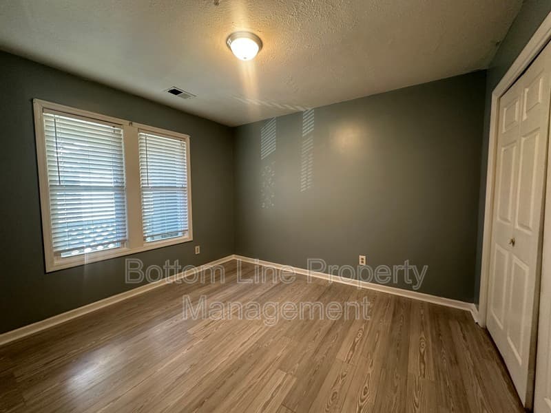 Fayetteville Condo: 942 Stewarts Creek