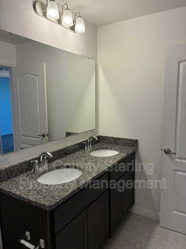 Newberry Townhome: 12523 NW 7th Place