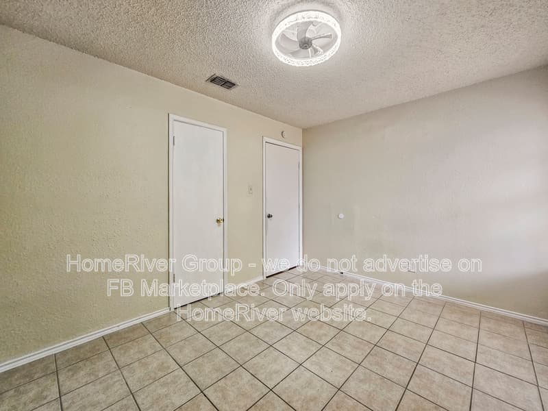 San Antonio House: 810 W Olmos Dr