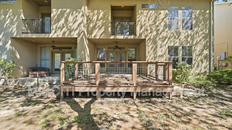 New Braunfels Townhome: 1275 Old FM 306