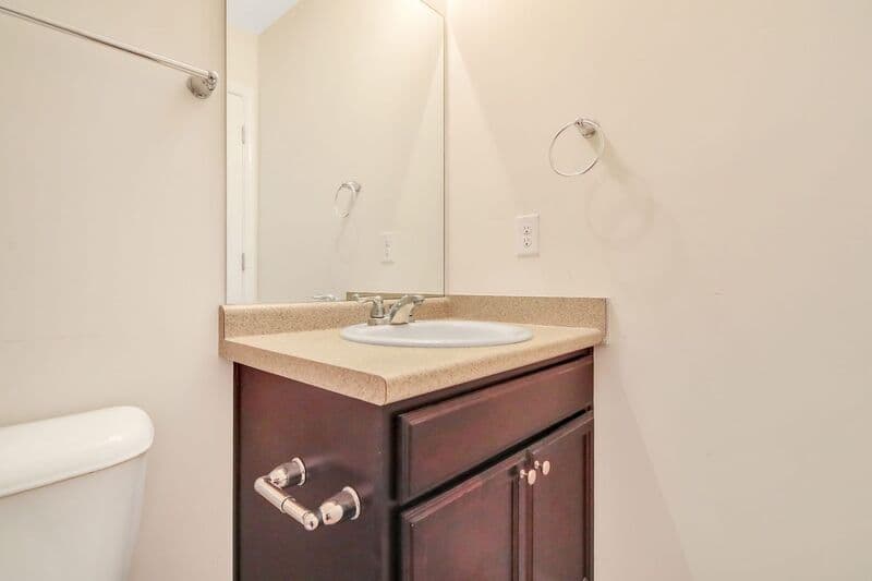 Richmond Hill House: 285 Cantle Dr