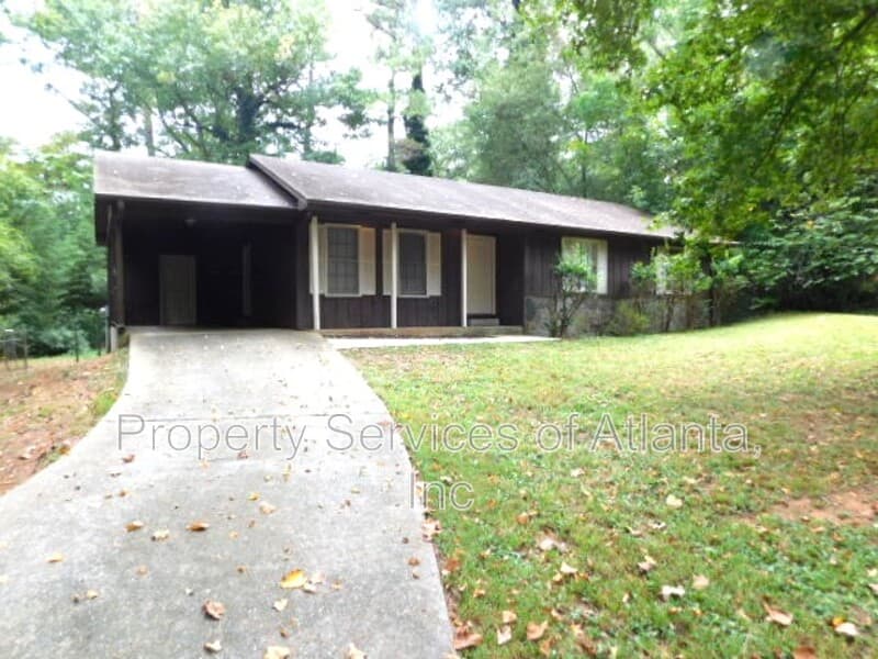 Jonesboro House: 7593 Casper Ct