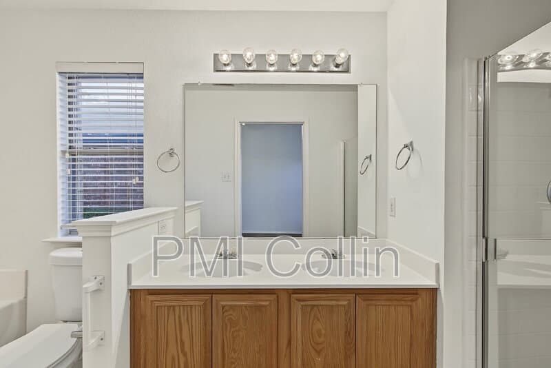 McKinney House: 2712 Douglas Dr