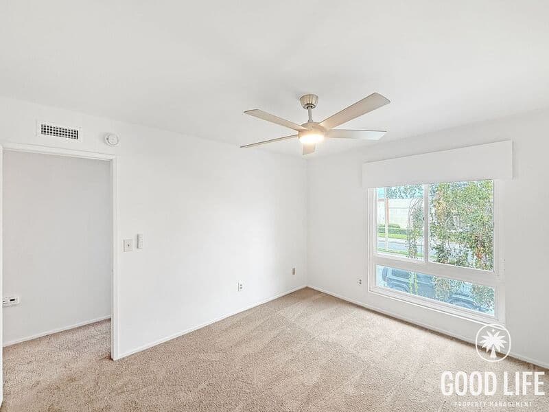 Garden Grove House: 5848 Chapman Ave
