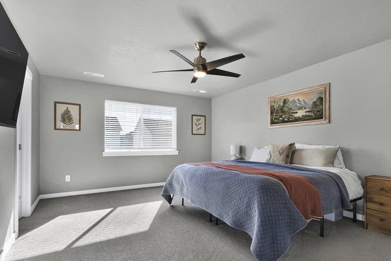 Meridian House: 4328 North Pale Creek Avenue