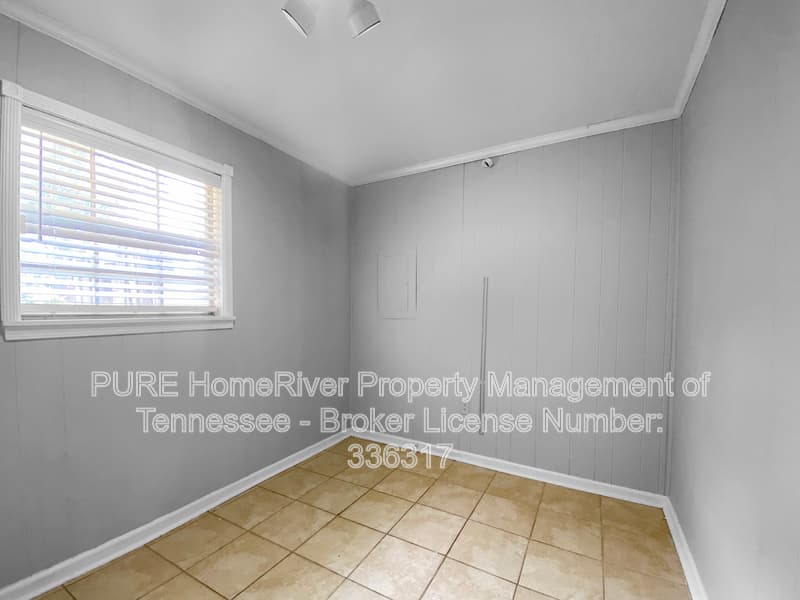 Bartlett House: 3106 Yates St