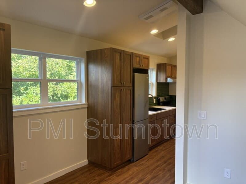 Portland Condo: 3538 NE 65th Ave