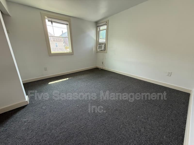 Burlington Condo: 133 Elmwood Avenue - 4