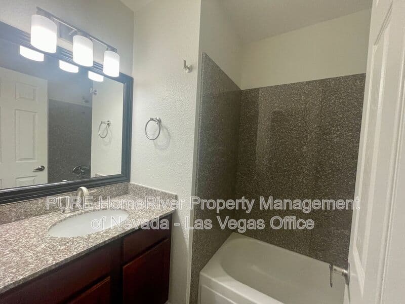 Las Vegas Condo: 5206 River Glen Dr