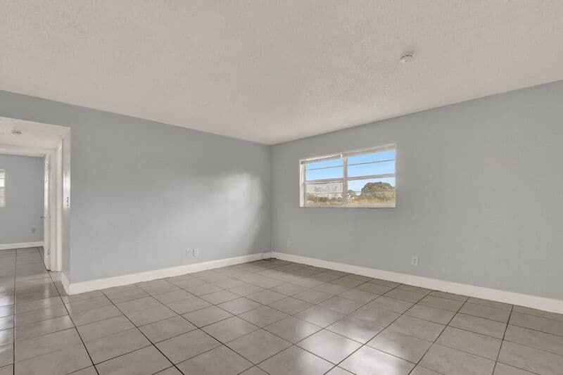 Fort Pierce House: 3104-3210 Louisiana Avenue