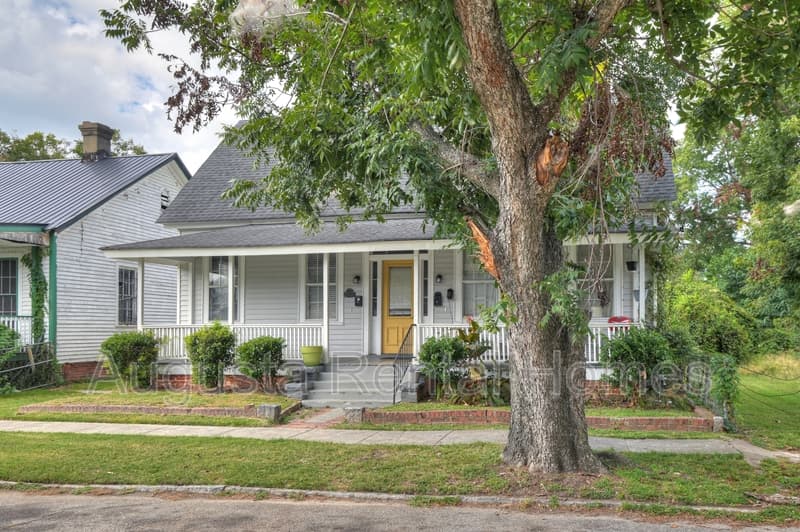 Augusta Condo: 515 3rd Street - B