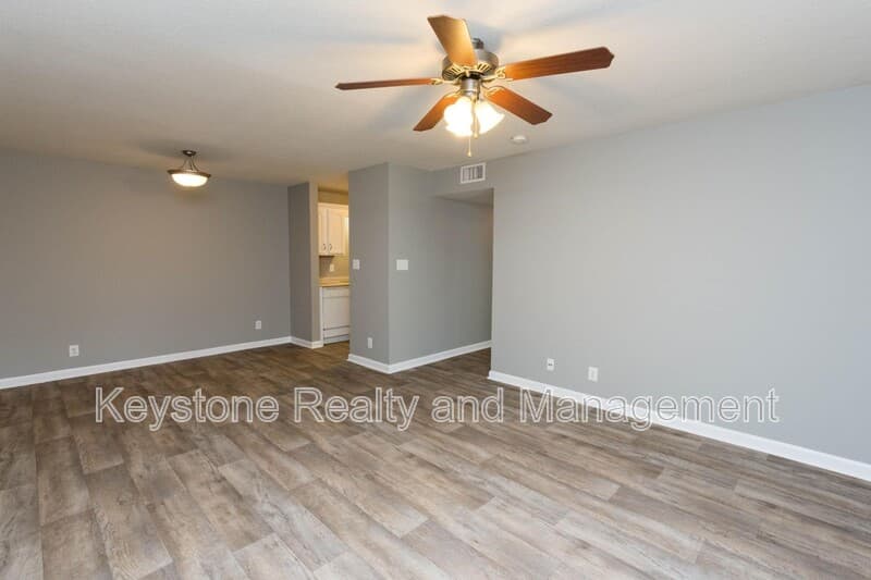 Clarksville Condo: 3301 Royster Lane