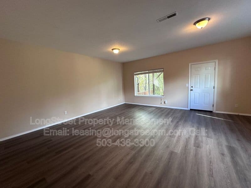Tigard Townhome: 14795 SW Fern St