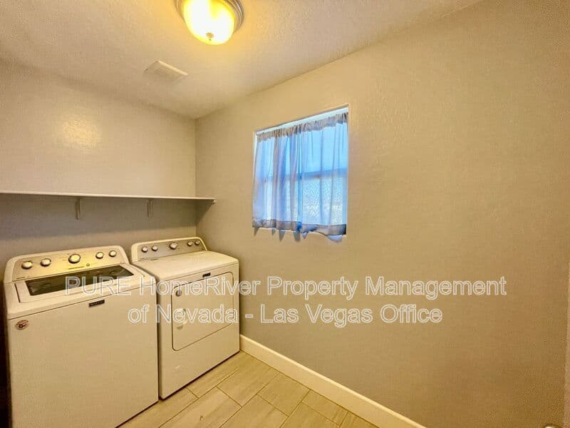 Las Vegas House: 8971 Whitten Park Ave