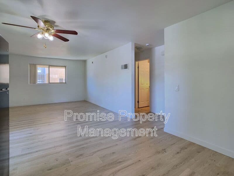 San Deigo Condo: 540 65th St