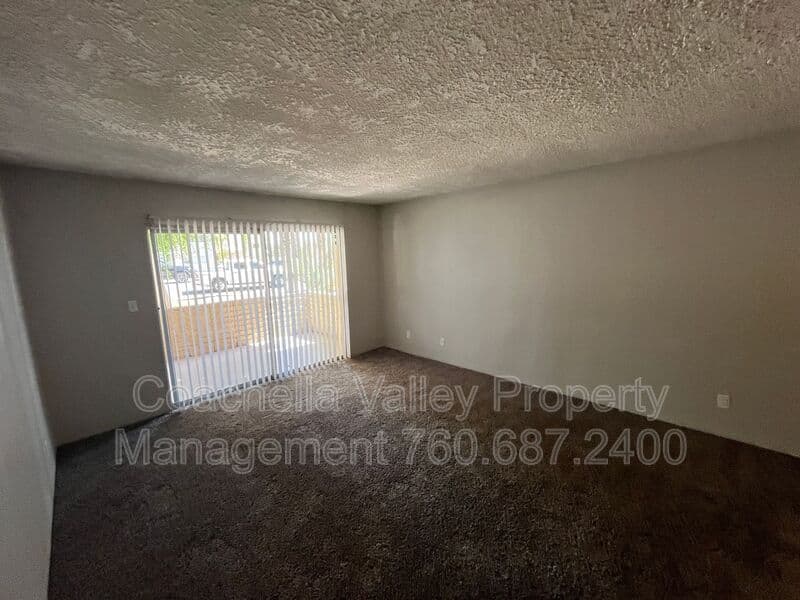 Palm Springs House: 2580 E Tahquitz Canyon Way