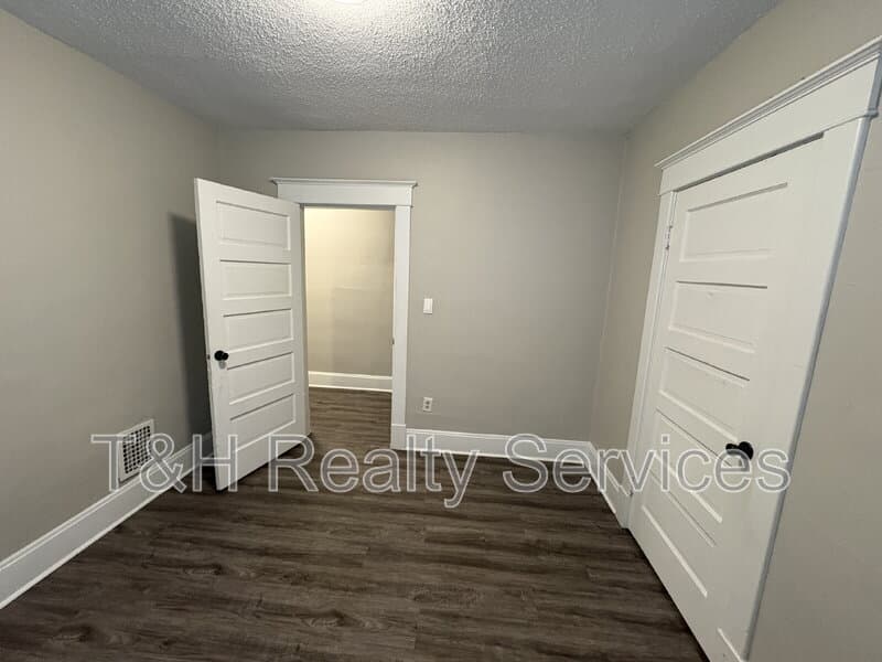 Indianapolis House: 3132 North Park Avenue
