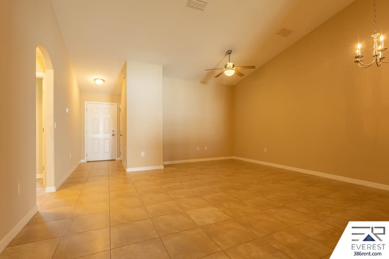 Palm Coast House: 25 Louisville Drive