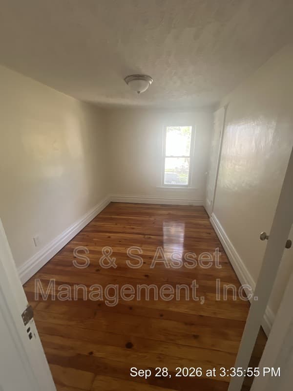 Lansing House: 1516 Vine Street