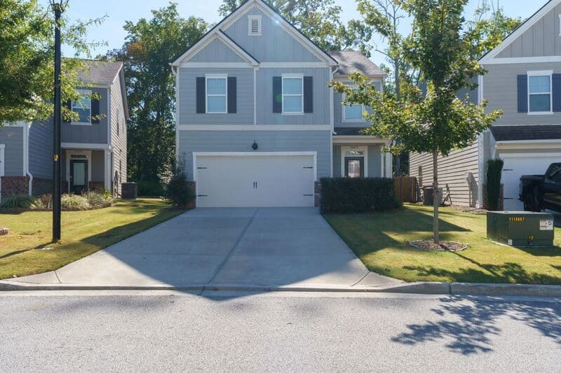 Flowery Branch House: 6079 Hoot Owl Lane