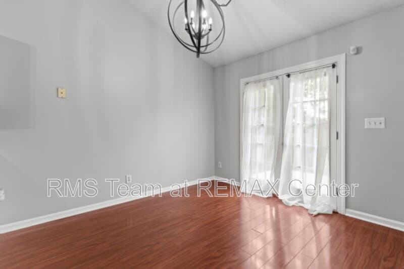 Lawrenceville House: 2979 Sentinel Cir