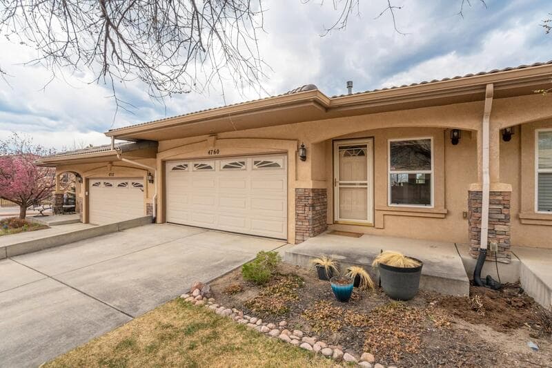 Colorado Springs Condo: Iron Horse Villas Point