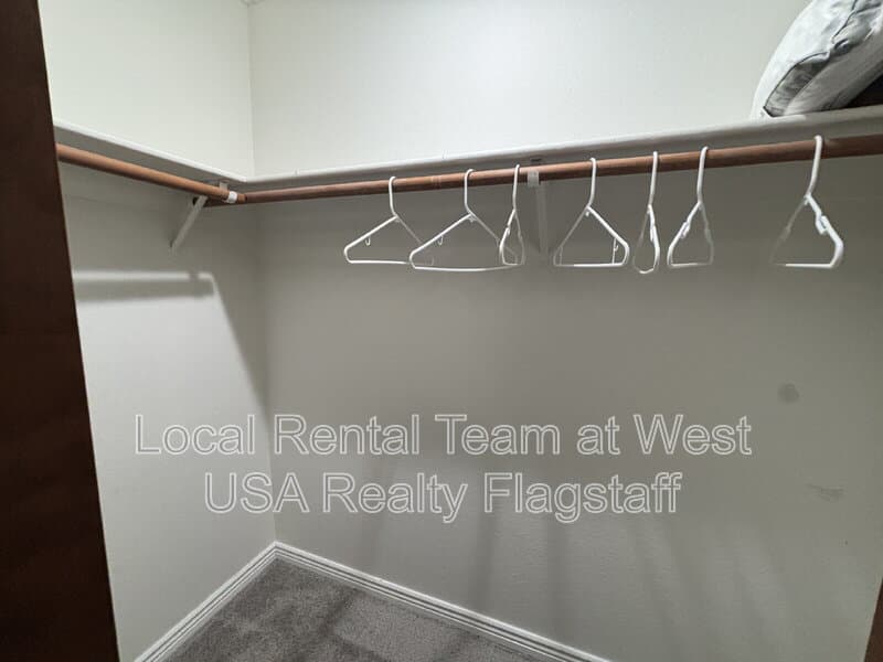 Flagstaff House: 2340 N Plateau Dr