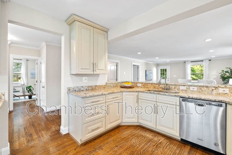 Falls Church House: 3318 Holloman Rd.