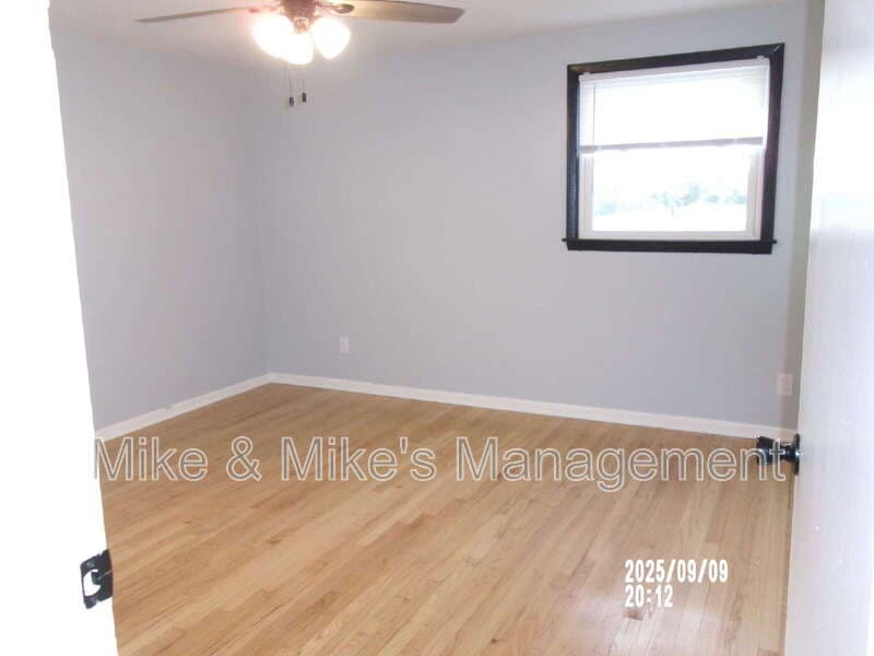 Milwaukee Condo: 6400 North 73rd Street