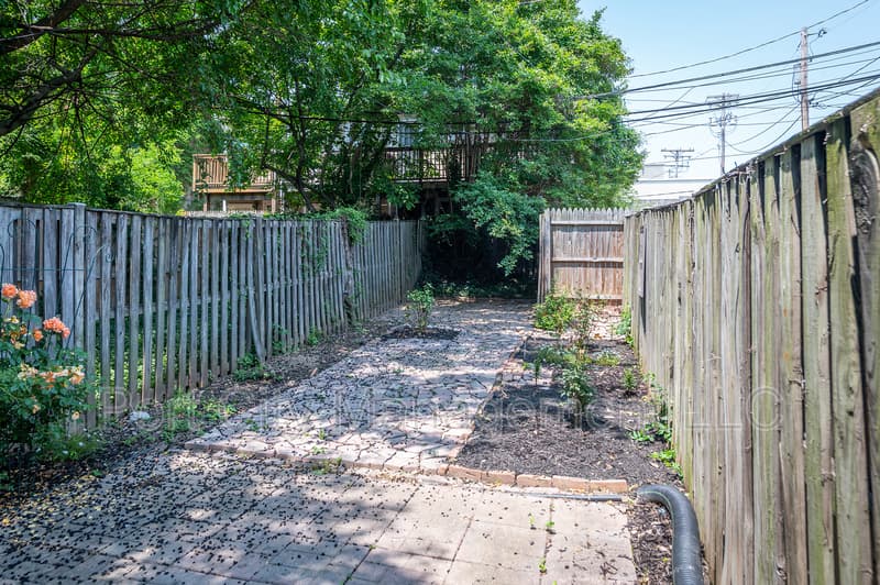 Baltimore Townhome: 2110 East Fairmount Avenue - 1